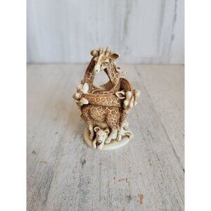 Harmony Kingdom Giraffe friends in high places minifigure vintage decor